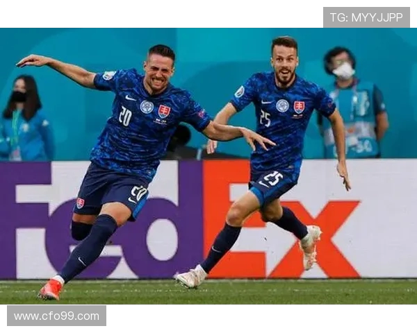 达曼协作签约斯洛伐克国脚杜达至2027年 强化中场实力