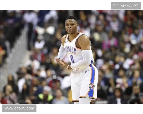 迪亚洛向球迷致歉承诺下赛季卷土重来以更强实力重振球队信心